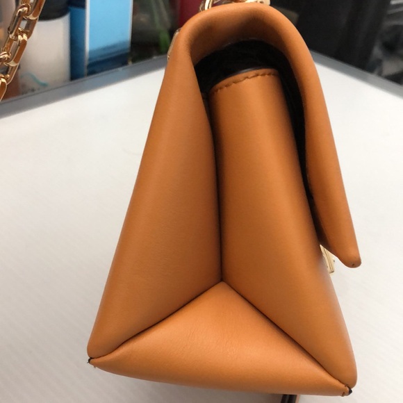 MICHEAL KORS LEATHER CROSSBODY HANDBAG WOMENS SIZE S - Picture 6 of 15